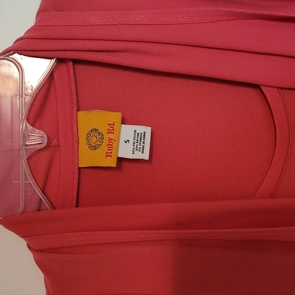 Ruby Rd. Layed look blouse - Picture 2 of 4